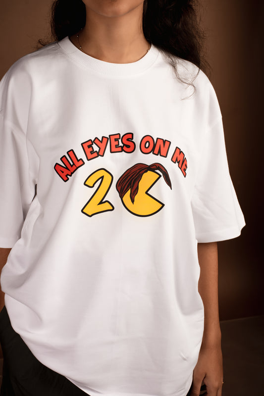 All eyes on me graphic printed oversized t-shirt